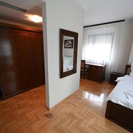 Hotel "Jkc Banja Luka" Екстериор снимка