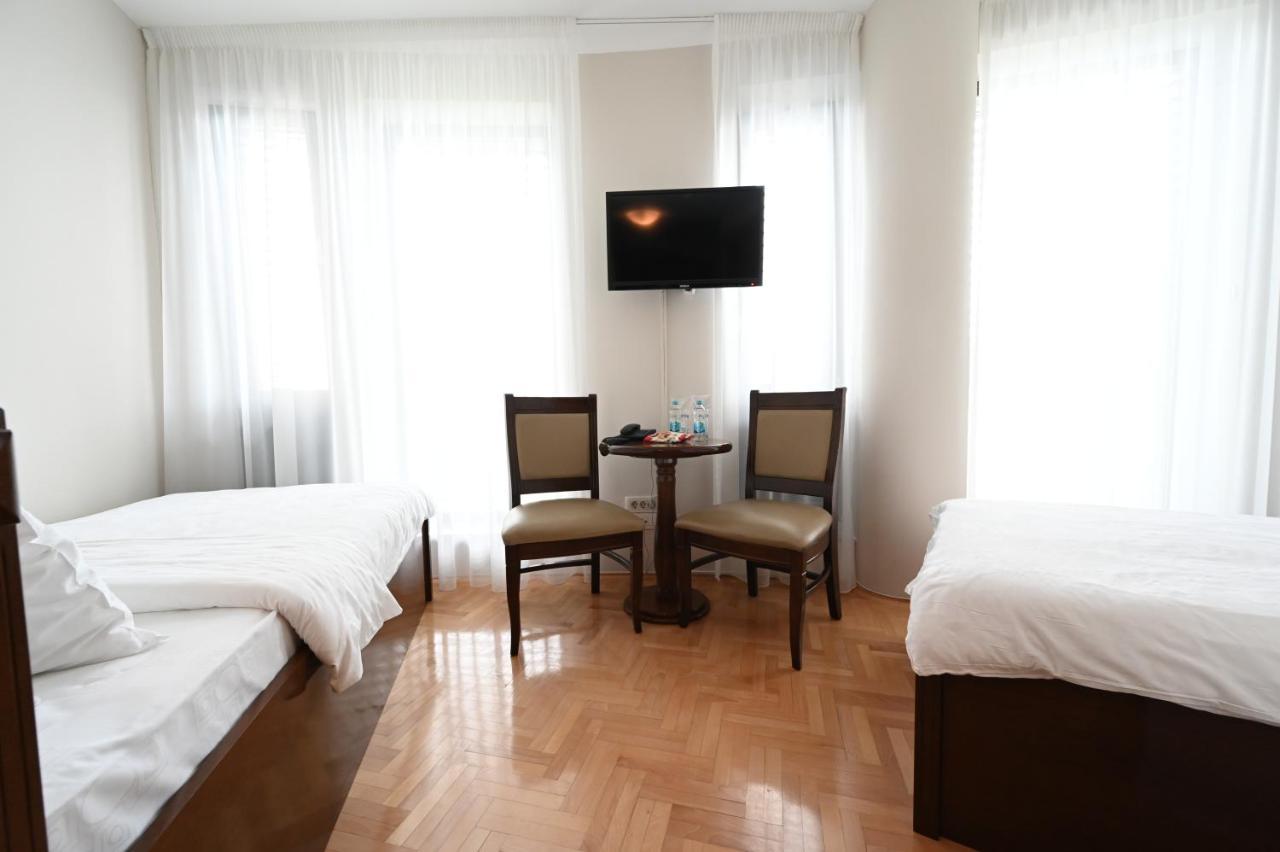 Hotel "Jkc Banja Luka" Екстериор снимка